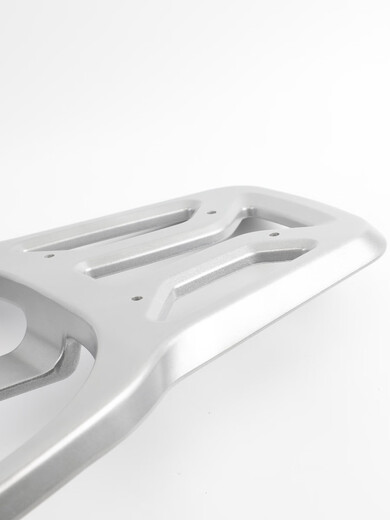 适用爱玛辉腾A723电动车后货架尾架电瓶车尾箱架铝合金后衣架支架 尾翼+小支架+靠背(黑色)