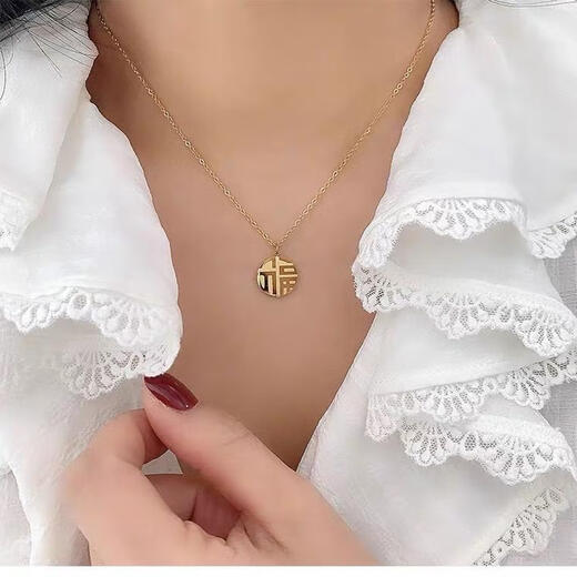 Weicifu brand necklace for women AU750 set chain gold round pendant new high-end design versatile Fu brand 18K gold + necklace