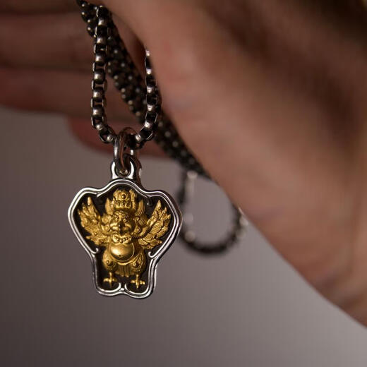 Tanhai Studio National Intangible Cultural Heritage Ancient Iron Jianjin Craft Carved Gold 24K Gold Meteor Iron Dapeng Bird Pendant Pendant