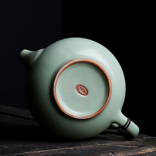 Fat Donglai's same teapot from Ru Kiln can be grown in slices. Ceramic Xishi teapot. Ice-cracked Kungfu tea set. Ge Kiln tea water separation. Ice-cracked Dai Qinglong handle - can be grown. 250ml 201mL (inclusive) - 300mL (inclusive)