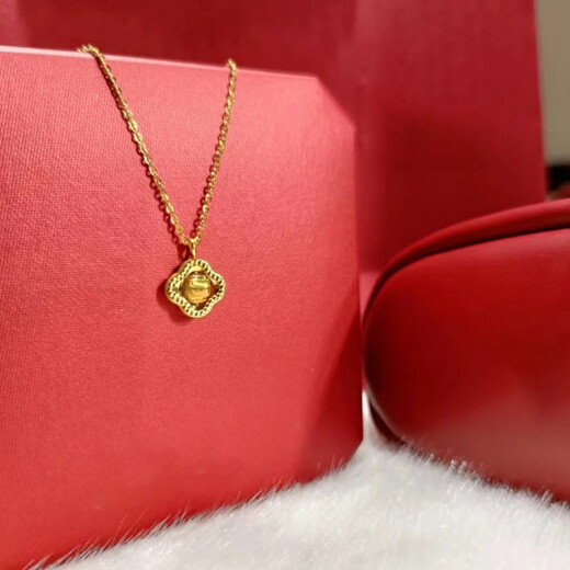 GRAYCEWODY Old Phoenix 999 Pure Gold Exquisite Light Luxury Niche Design Four-leaf Clover Cat's Eye Transfer Bead Pendant Plated Necklace Clavicle Four-leaf Cat's Eye Necklace Old Phoenix Gold Store Model