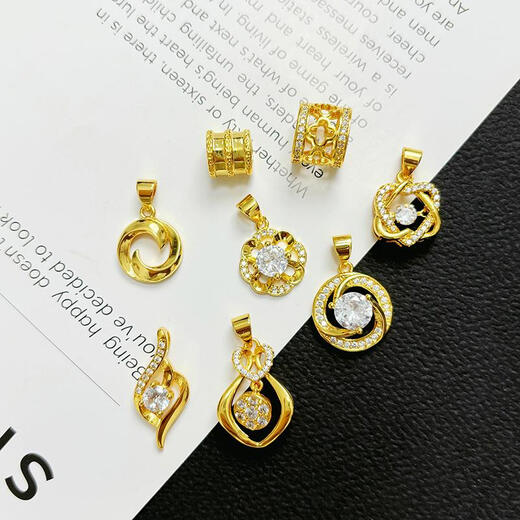 Yage 18K gold pendant women's gold necklace single pendant single without chain Au750 gold clavicle chain single pendant 18K gold pendant (Wei Ai pendant)