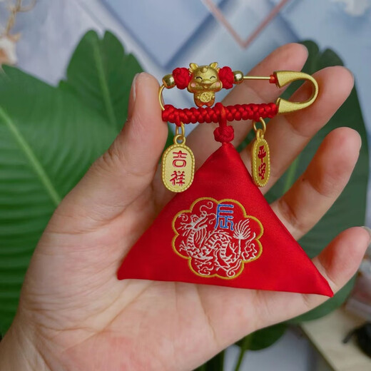 WEISHINI twelve zodiac ancient gold safety pins to prevent punctures for babies, shock pressure triangle lucky bags, fetal hair bags, diy empty bags, zodiac dragon fetal hair bags
