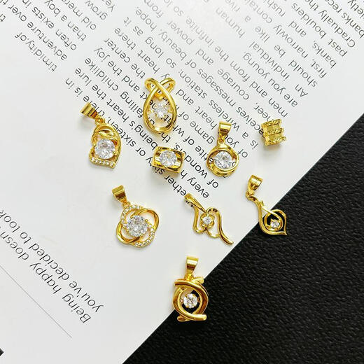 Yage 18K gold pendant women's gold necklace single pendant single without chain Au750 gold clavicle chain single pendant 18K gold pendant (Wei Ai pendant)