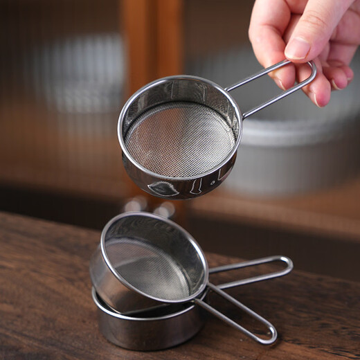 Detif 304 stainless steel powdered sugar sieve hand-held flour sifter matcha cocoa powder sieve mesh duster household baking tools 40 mesh mini powder sieve 1