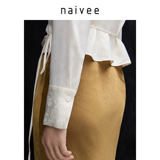 Naivee (naivee) mall same style 25 spring new Chinese style acetate jacquard V-neck tie waist shirt top women's inner layering shirt beige L