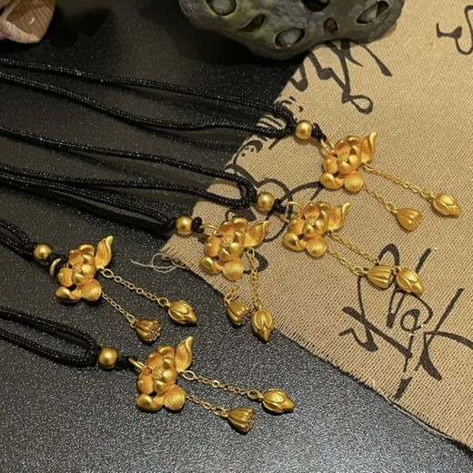QUAMER Old Phoenix Gold Store Vietnamese Sand Gold Lotus Necklace Women's Ancient Lotus Pendant Gold Sweater Chain Two Generations Gold