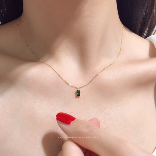 Golden fork Seoul k gold pure 14k gold Korean necklace four-claw green zircon rectangular pendant necklace clavicle chain