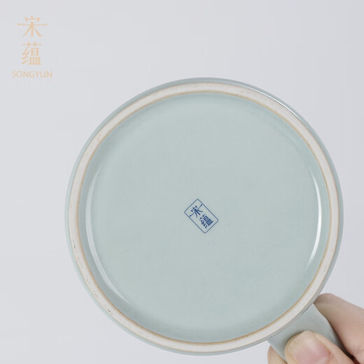 Song Yun Li Guilian high-end Ru kiln tea cup tea and water separated office cup souvenir Song Yunxiang stone office cup gift box