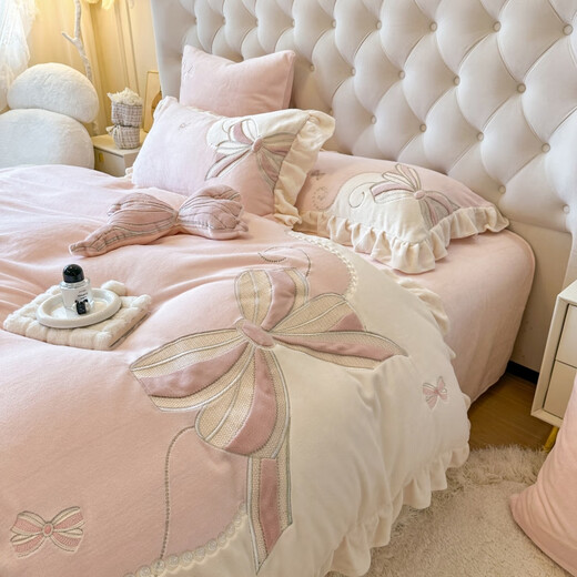Tao Crystal Light Luxury Class A Thickened Milk Velvet Appliqué Embroidered Four-piece Baby Velvet Bedsheet Quilt Cover Princess Girl Warm Bedding Bow-Pink Class A 9Jin Jin is equal to 0.5kg. Free pillows on both sides. 1.8m bed sheet. Quilt cover 200*230