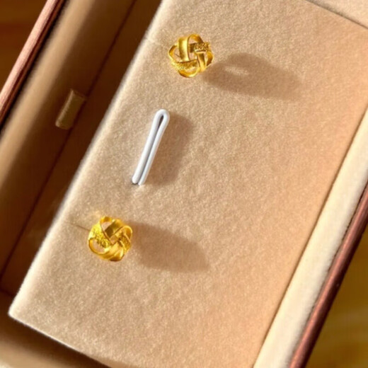 Laohuang Xiangyang’s mother recommends the gold store model 999 pure gold Ruyi knot earrings gold 5G retro Chinese knot earrings 24K