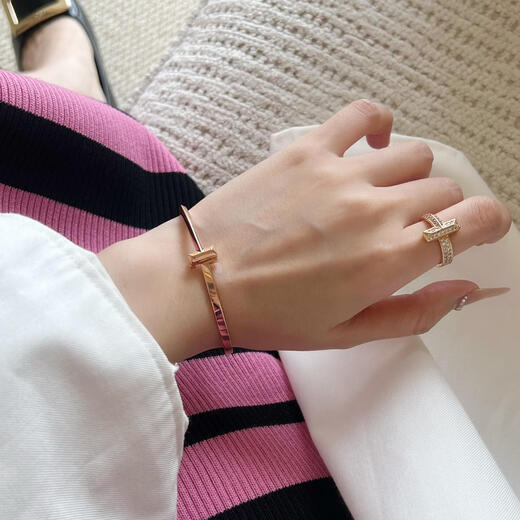 Fujiu high-end 18K gold-plated ring men's and women's open ring rose gold wedding ring couple's ring simple bracelet type A silver bracelet size 16 (wrist 14)