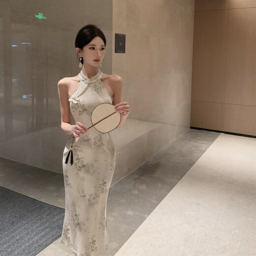 Spring Man (TANHUANGREN) new retro design improved cheongsam beaded halterneck slim hip dress for ladies Picture color M