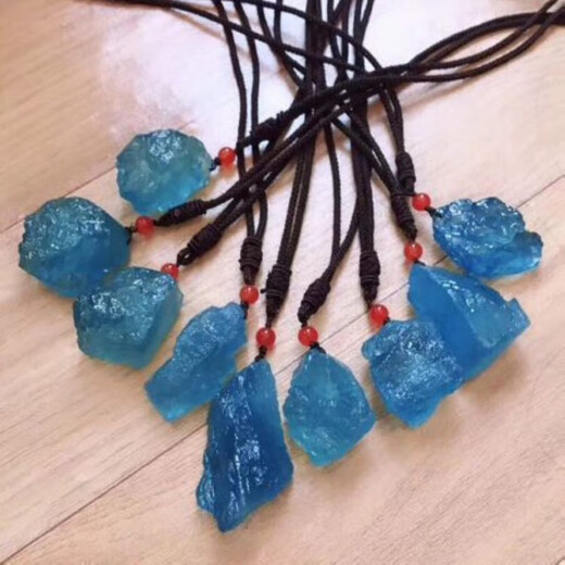 Shuque natural aquamarine pendant Brazilian aquamarine raw stone pendant Ice type silver clavicle necklace small size recommended by the shopkeeper