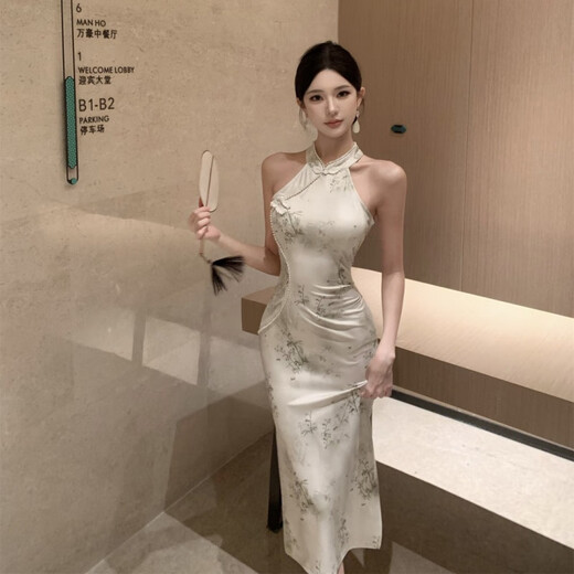 Spring Man (TANHUANGREN) new retro design improved cheongsam beaded halterneck slim hip dress for ladies Picture color M