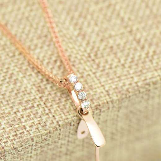 Baozha pure 18k gold pendant buckle simple single row set with 1 point diamond jade pendant melon seed buckle beeswax gold clip buckle 18k gold