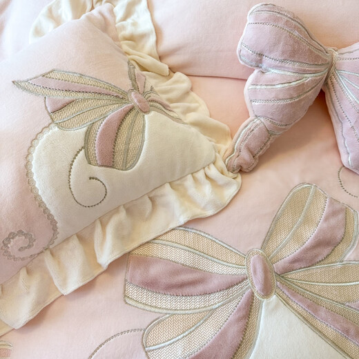 Tao Crystal Light Luxury Class A Thickened Milk Velvet Appliqué Embroidered Four-piece Baby Velvet Bedsheet Quilt Cover Princess Girl Warm Bedding Bow-Pink Class A 9Jin Jin is equal to 0.5kg. Free pillows on both sides. 1.8m bed sheet. Quilt cover 200*230