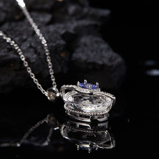 Lie Rui's new design S925 sterling silver inlaid with natural tanzanite white crystal color treasure necklace women's high-end pendant necklace necklace
