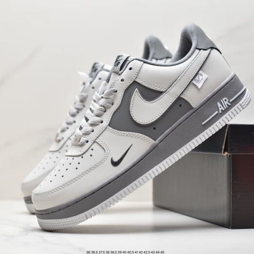 CLENIKEED Putian Chunyuan Air Force No. 1 AJ1 small hook low-top shoes, light gray, white and blue, men's and women's fashion student casual sneakers, Air Force, sky blue, high quality NIKE 42