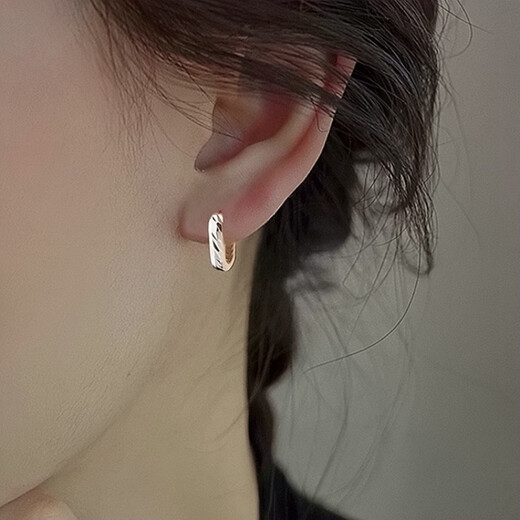 Guanpu Pavilion Fat Donglai's same style pt950 platinum earrings for women PT950 ear buckles platinum square fashion earrings earrings for you students white gold