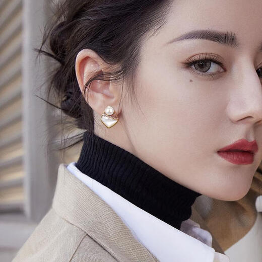 QPQK 100% Freshwater Pearl Earrings 2025 New Hot Style Light Luxury High-Quality Temperament Earrings Women's Niche Earrings Freshwater Pearl Earrings 6mm