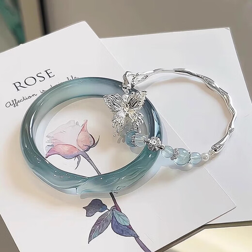 KZD Blue Ice Fox Bracelet for Women Stacked Sea Blue Butterfly Bracelet for Women with Cool Feeling and Niche Temperament Xiaohongshu Bracelet + Bracelet