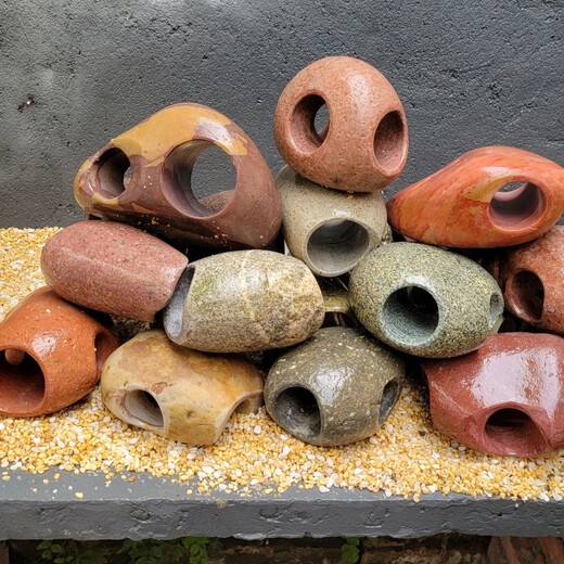 Runhuanian Real Stone Fish Nest Hide House Fish Tank Shrimp Aquarium Landscaping Decoration Turtle Terrace Hidden Cave Breeding House Three Passes Through Raw Stone Production Outer Diameter Length 8.5-11 cm
