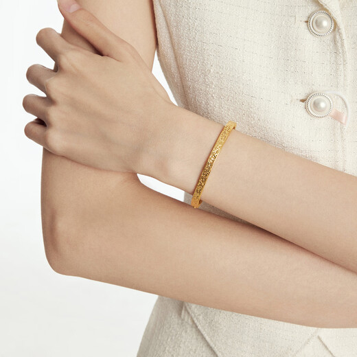 周大福碎碎金足金黄金手镯贵妇镯(工费:1620计价)EOF1476新年礼物 58mm 足金 约18.63g