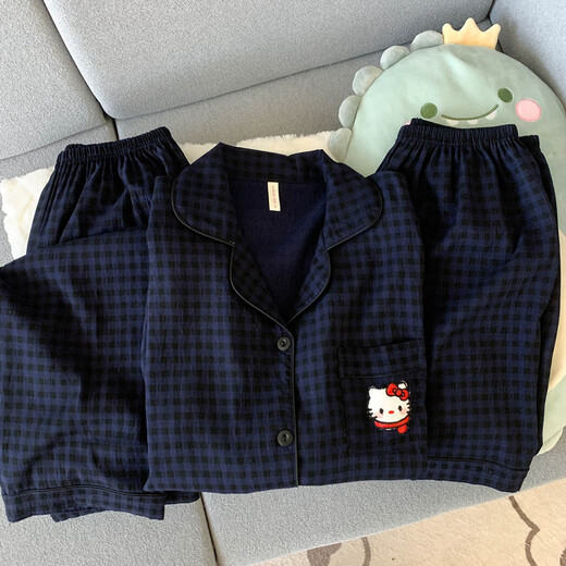 
Jingpufei HelloKitty summer cotton yarn pajamas three-piece set cute short-sleeved home clothes Yunduo Cotton-9905# Black Love Three-piece Set 2XL Women [Suggested 135-160Jin [Jin equals 0.5 kg]]