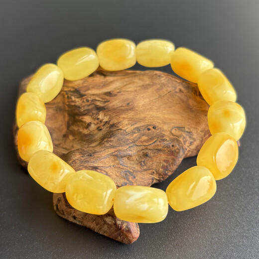 Yuzhi 1 item 1 certificate 1 shot natural Russian raw ore unoptimized beeswax bracelet amber bracelet G190 unique product 19.58 grams hand circumference 19 cm