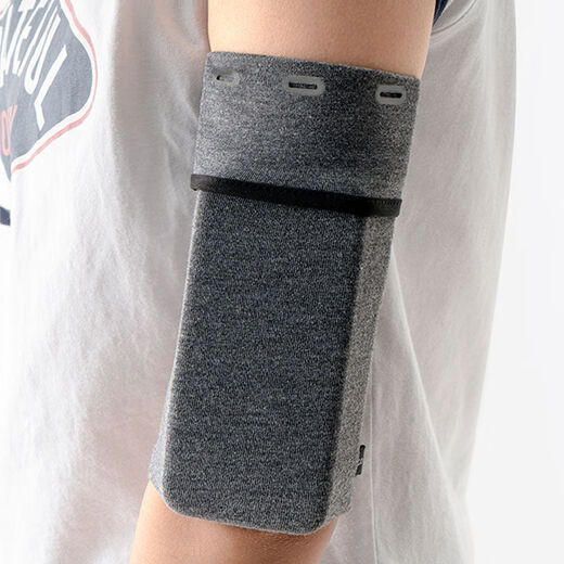 Allied outdoor fitness running mobile phone arm bag armband for men and women black S (suitable for 100 Jin Jin equal to 0.5 kg)