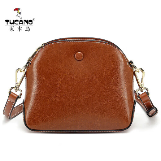 
Woodpecker Shell Shoulder Bag Women's Small Round Bag Crossbody Bag Internet Celebrity Fashion Temperament Niche Design Mobile Phone Bag Female Leather Oil Leather Black Large Size