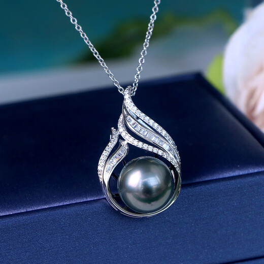 Zhenrun Jewelry Tahitian Black Pearl Pendant S925 Silver Seawater Pearl Clavicle Chain Single Pearl Pendant 12-13mm Free Silver Chain