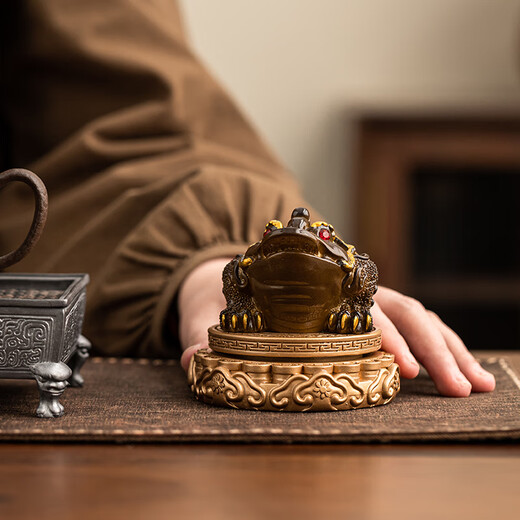 PAKCHOICE tea pet color-changing golden toad creative ornaments can raise wealth, rotate and decompress tea tables, tea tables, tea trays, Kung Fu tea set ornaments