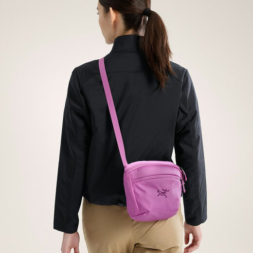 Arc'teryx (ARC TERYX)ARCTERYX Arc'teryx Mantis /CARRIER Backpack Storage Crossbody Bag Sonic Purple 1.5L Specifications details