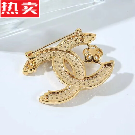 SNQP pearl double c brooch, feminine ins trendy personality, small fragrance corsage, coat, suit, sweater, accessories pin