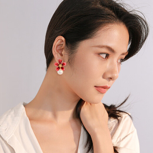 Qlady Spring Flower Earrings Women's Pearl Temperament Imitation Pearl Earrings 2025 New High-end Earrings Birthday Gift