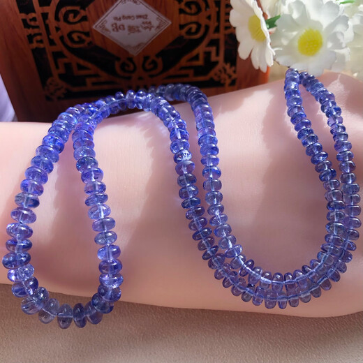 Shaoyu light blue slightly purple tanzanite beads necklace bracelet glossy faceted elegant temperament complements the skin tone of women Fanta stone moonlight 925 silver special tanzanite faceted bracelet 3.0