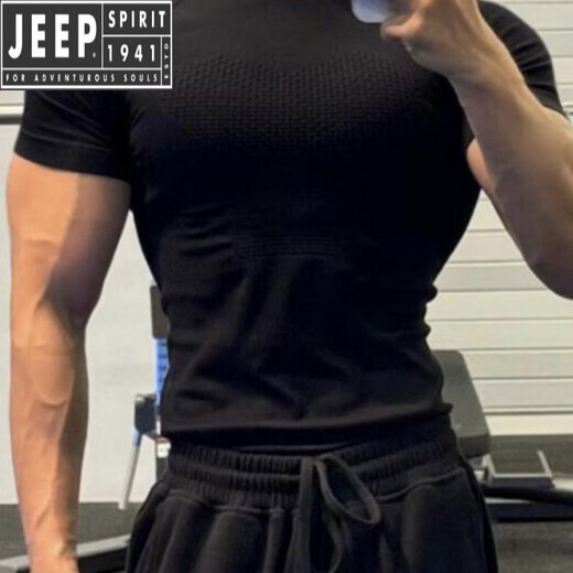 JEEP SPIRIT seamless quick-drying breathable sports fitness short-sleeved T-shirt running training cycling clothing compression tight elastic top for men classic black--quick-drying sports short sleeves M