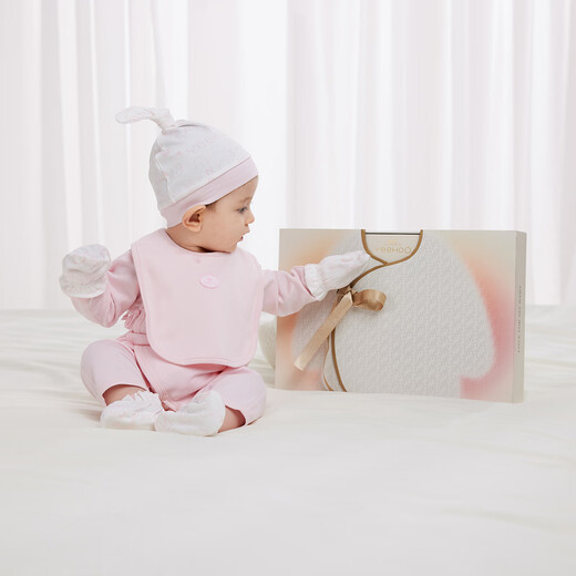 YEEHOO Newborn Clothes Gift Box Set Newborn Baby Male and Female Baby Gift One-month Clothes Pure Cotton Newborn Gift Box Gift Baby Sweetheart 6-piece Set - Combed Cotton 66cm