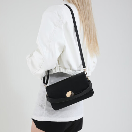 MEDYST洋气色女包时尚手拿包春季新款潮流休闲简约气质单肩斜挎包 卡其色