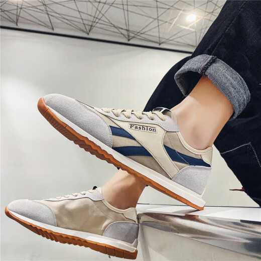 Jeep Men's Shoes 2025 Nuevos zapatos de moda para hombres Celebridades de Internet para hombres Forrest Gump Sports Sports Tendy Men's Shoes Small N880 White 41