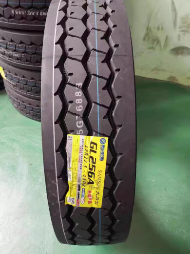 大力士8 9 10 11 12 295 315/80R22.5 215 235/75R17.5全钢丝轮胎 295/80R22.5 687花纹
