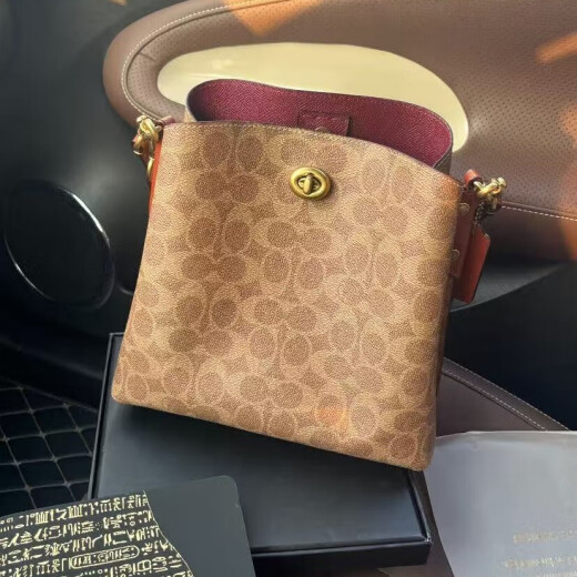 蔻驰（COACH）专柜款WILLOW 22老花手提水桶包 单肩斜挎女包 送女友同价618 棕色C3890-B4NQ4