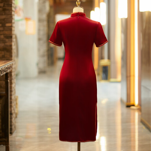 Filial piety, noble youth, 2025 new style happy mother-in-law cheongsam May Day wine red happy mother wedding banquet mother-in-law dress for women red XL