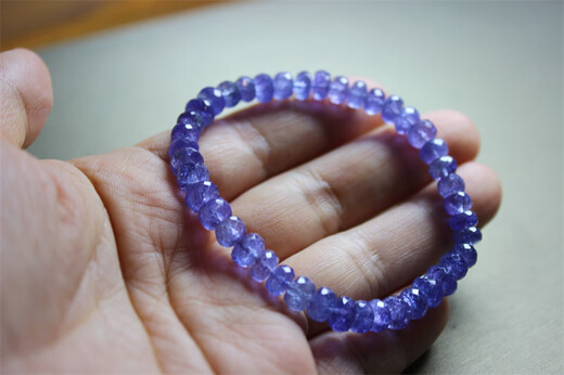 Feiyu A818 tanzanite bracelet, no color cast, beautiful gift, natural faceted shiny blue gemstone, sparkling and dazzling