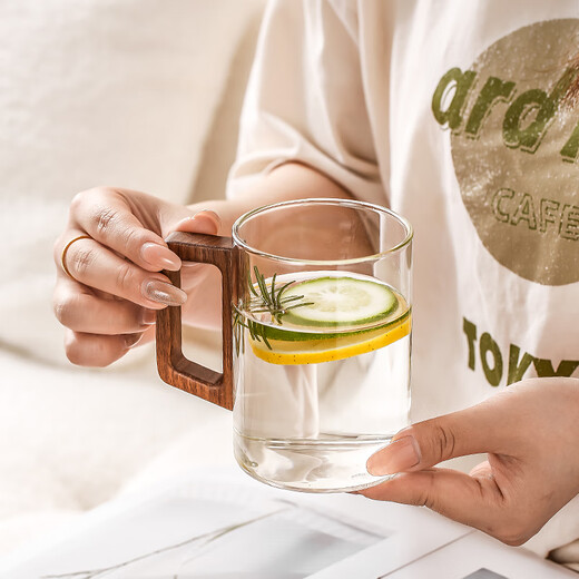 MIDOC high borosilicate glass household tea cup for guests, high-end green tea cup, water cup set, drinking cup, water set, high-looking soot wooden handle cup * 6 + black frame + portable tray