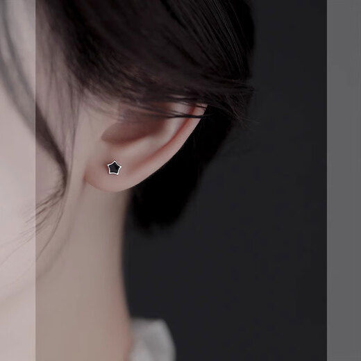 Mansheng S999 sterling silver earrings for women 2025 new popular exquisite star earrings high-end summer ear piercing earrings S999 pure silver star earrings two packs
