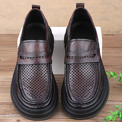 COOKOOS brand summer sandals thick sole genuine leather business casual leather shoes men's hole shoes hollow breathable foot cover big head leather shoes 6173 (black foot cover hollow) 40