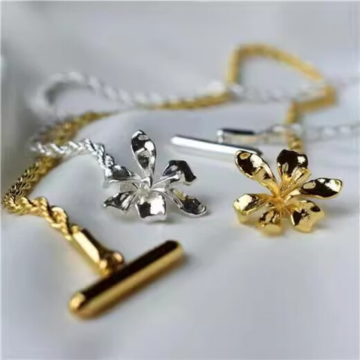QUAMER gold store style golden iris lapel chain brooch niche design suit men and women accessories fashion gold style